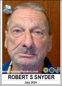 Robert Sherman Snyder a registered  of Iowa