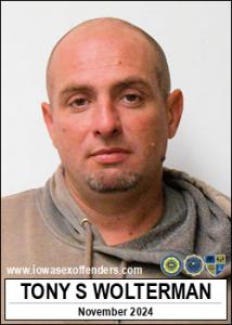 Tony Scott Wolterman a registered Sex Offender of Iowa