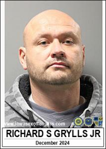 Richard Samuel Grylls Jr a registered Sex Offender of Iowa