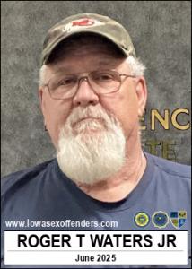 Roger Thomas Waters Jr a registered Sex Offender of Iowa