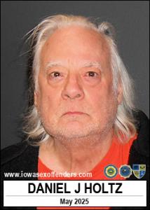 Daniel John Holtz a registered Sex Offender of Iowa