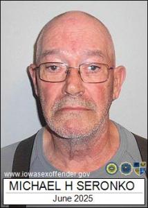 Michael Henry Seronko a registered Sex Offender of Iowa