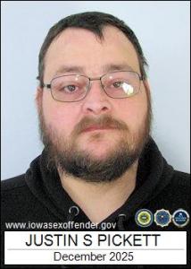 Justin Scott Pickett a registered Sex Offender of Iowa