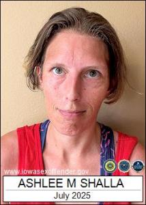 Ashlee Marie Shalla a registered Sex Offender of Iowa