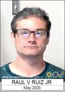 Raul Velasquez Ruiz Jr a registered Sex Offender of Iowa