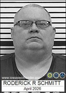 Roderick Ryan Schmitt a registered Sex Offender of Iowa