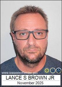 Lance Stacey Brown Jr a registered Sex Offender of Iowa