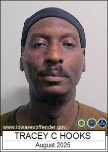 Tracey Cartez Hooks a registered Sex Offender of Iowa