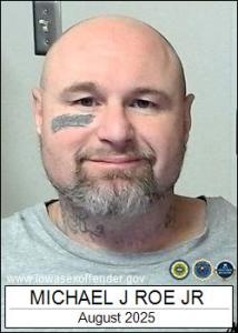 Michael James Roe Jr a registered Sex Offender of Illinois