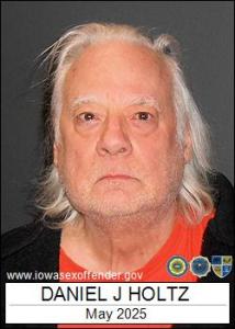 Daniel John Holtz a registered Sex Offender of Iowa