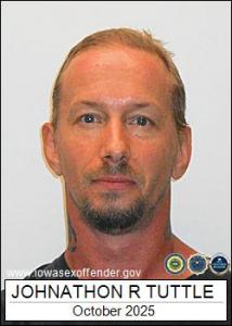 Johnathon Richard Tuttle a registered Sex Offender of Iowa