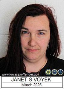 Janet Sue Voyek a registered Sex Offender of Iowa