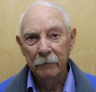 Lee D Earhart a registered  of Idaho