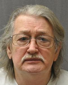 Edward D Askew a registered Sex Offender of Illinois