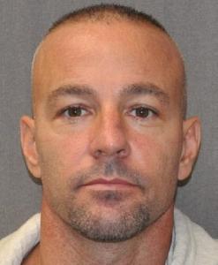 Dustin T Mcclaskey a registered Sex Offender of Illinois