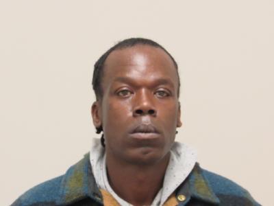 Laviko Maclin a registered Sex Offender of Illinois