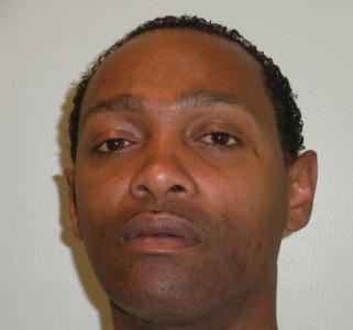 Ned Lee Roberson a registered Sex Offender of Illinois