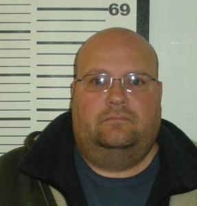 Shane D Willis a registered Sex Offender of Illinois