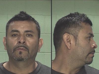 Adolfo Loya Prado a registered Sex Offender of Illinois