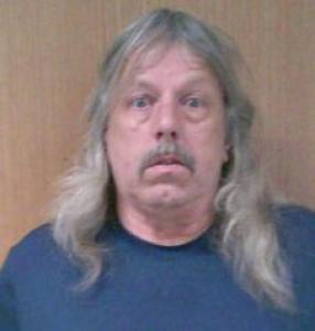 Dickey D Dennis a registered Sex Offender of Illinois