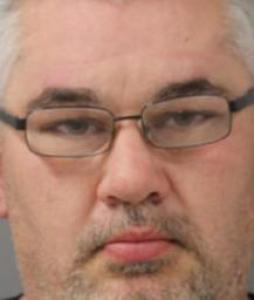 Jason Lovendahl a registered Sex Offender of Illinois