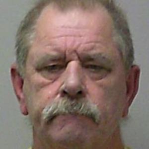 Lyle E Schultz a registered Sex Offender of Illinois