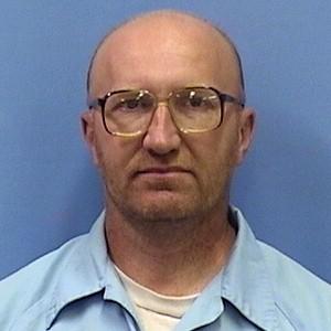 Michael L Miller a registered Sex Offender of Illinois