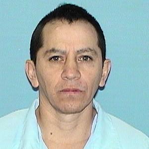 Victor Manriquez a registered Sex Offender of Illinois