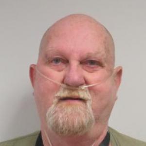 Robert L Dailey a registered Sex Offender of Illinois