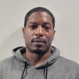 Laron Warren a registered Sex Offender of Illinois