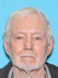 Thomas E Harr a registered  of Illinois