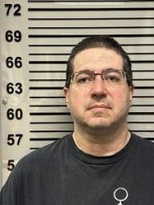 Ethan Drachler Handel a registered Sex Offender of Illinois