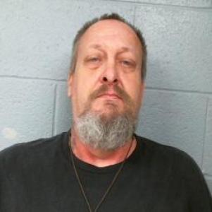 Ryan D Simmons a registered Sex Offender of Illinois