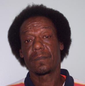 Duncan J Lewis a registered  of Illinois