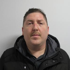 Louie E Perez a registered  of Illinois