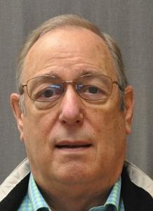 Dennis Snyder a registered  of Illinois