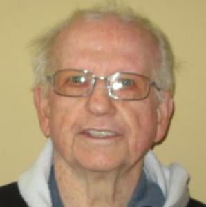 Gerald L Willis a registered  of Illinois