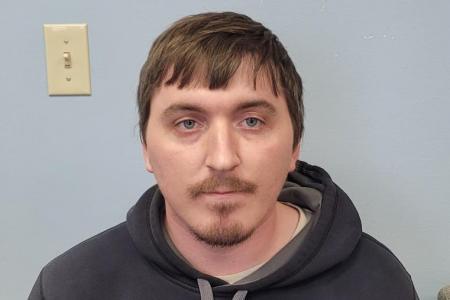 Brandon L Senter a registered Sex Offender of Illinois