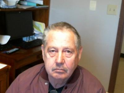 Dale Edward Peterman a registered Sex Offender of Illinois