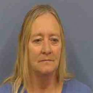 Lori Ann Mcmasters a registered Sex Offender of Illinois