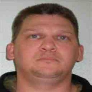 Marshall E Hampton a registered Sex Offender of Illinois