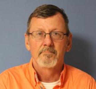 Lyle Kevin Hall a registered Sex Offender of Illinois