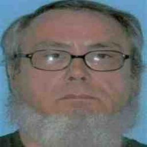 Larry R Tooley a registered Sex Offender of Illinois