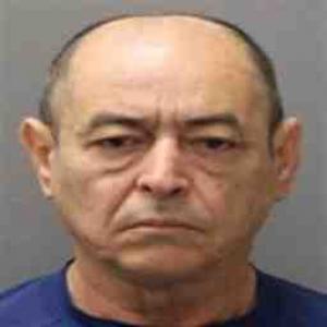 Angelo L Hernandez a registered Sex Offender of Illinois