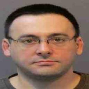 Robert J Dodero a registered Sex Offender of Illinois