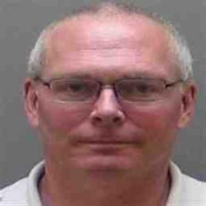 Glenn Lindsay Sonntag a registered Sex Offender of Illinois