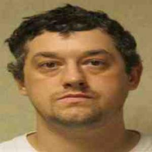 Travis E Mcandrews a registered Sex Offender of Missouri