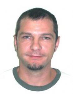 Shawn J Riggle a registered Sex or Violent Offender of Indiana