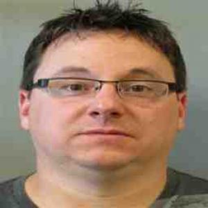 William D Richardson a registered Sex Offender of Illinois