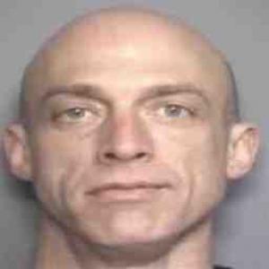 Waylon J Dellingner a registered Sex or Violent Offender of Indiana